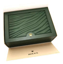 Caixa, estojo, certificado e manual Rolex completos.