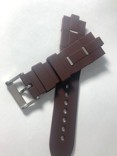 Pulseira Bvlgari Marrom Detalhes Prateado 24mm