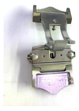 Fecho Oakley Tank Minute Machine Titanium