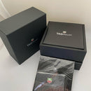 Caixa, estojo, certificado e manual Tag Heuer.